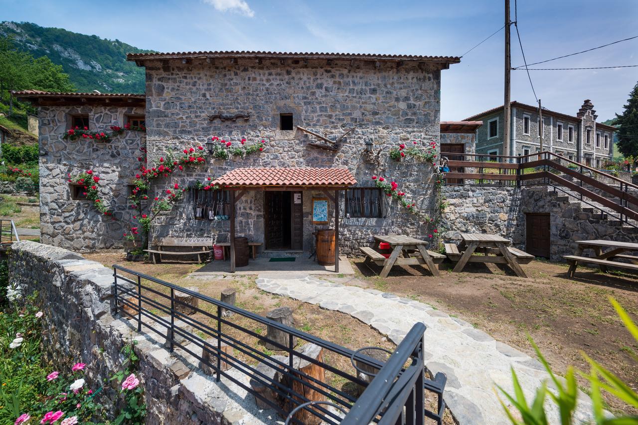 Hostal Pena Santa Soto  Exterior photo
